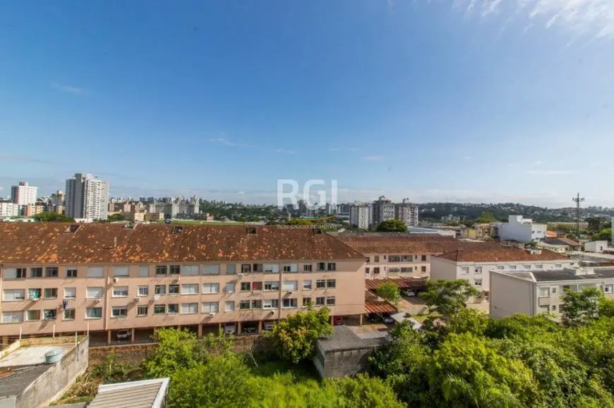 Foto 2 de Apartamento com 2 Quartos à venda, 50m² em Partenon, Porto Alegre