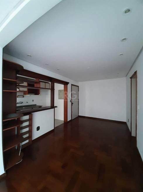 Foto 4 de Apartamento com 2 Quartos à venda, 63m² em Santo Antônio, Porto Alegre