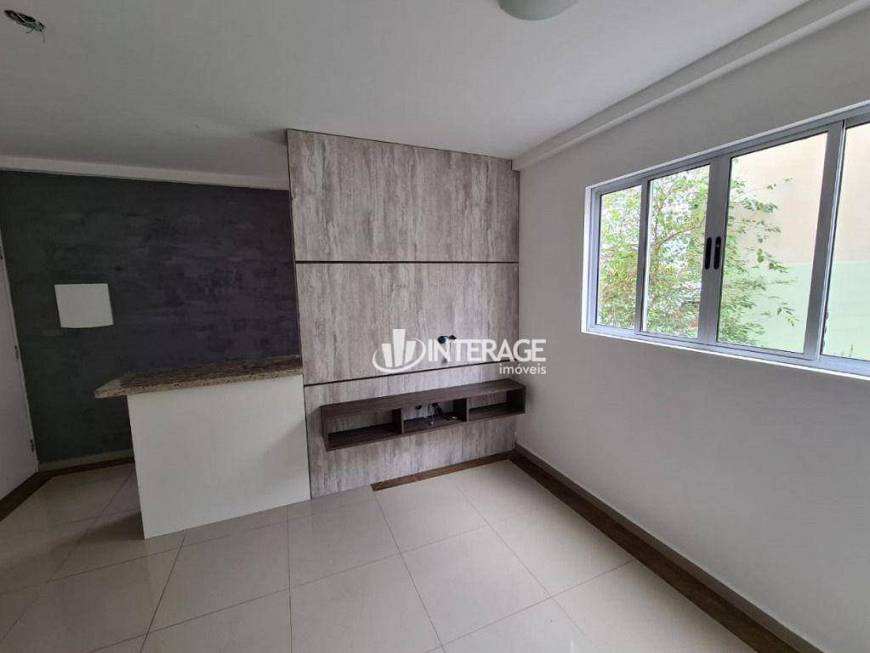 Foto 2 de Apartamento com 2 Quartos à venda, 55m² em Tingui, Curitiba