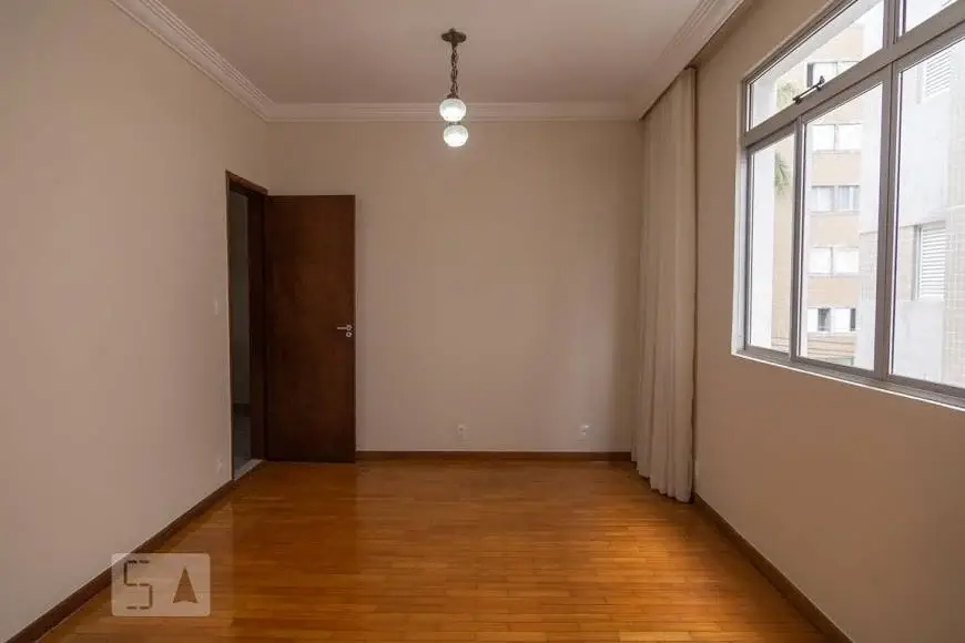 Foto 1 de Apartamento com 3 Quartos para alugar, 130m² em Cruzeiro, Belo Horizonte