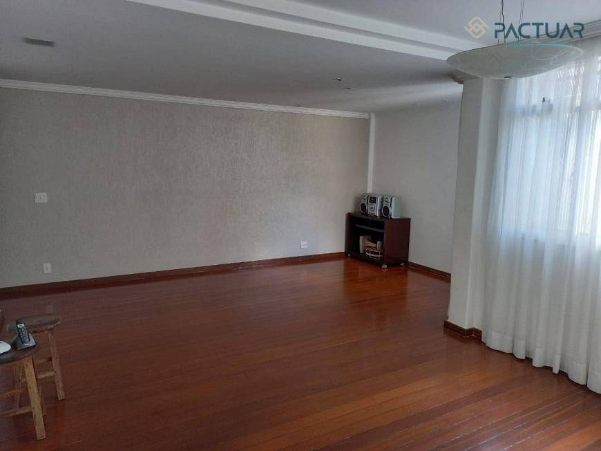 Foto 2 de Apartamento com 3 Quartos à venda, 115m² em Santo Antônio, Belo Horizonte