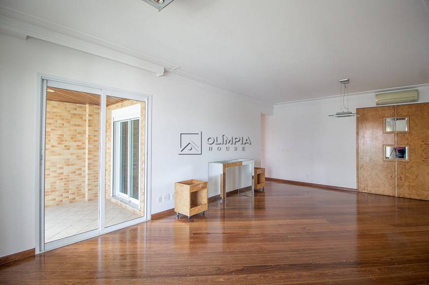 Foto 4 de Apartamento com 3 Quartos para alugar, 120m² em Vila Mariana, São Paulo
