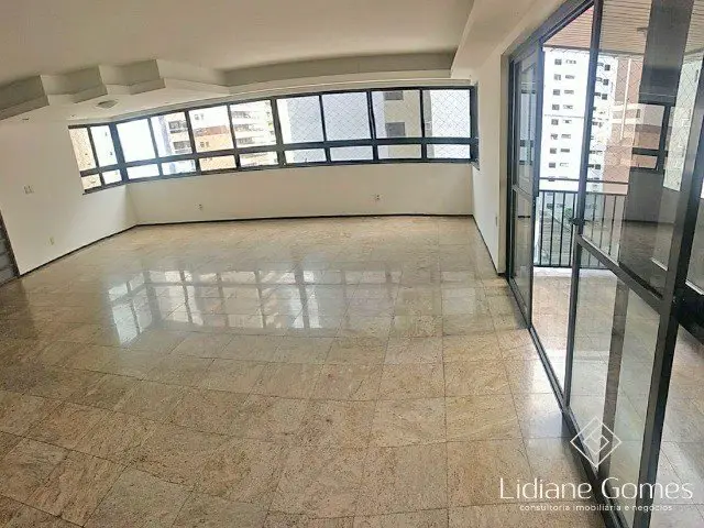 Foto 1 de Apartamento com 4 Quartos à venda, 221m² em Meireles, Fortaleza