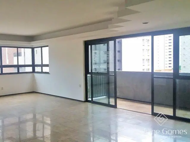 Foto 2 de Apartamento com 4 Quartos à venda, 221m² em Meireles, Fortaleza