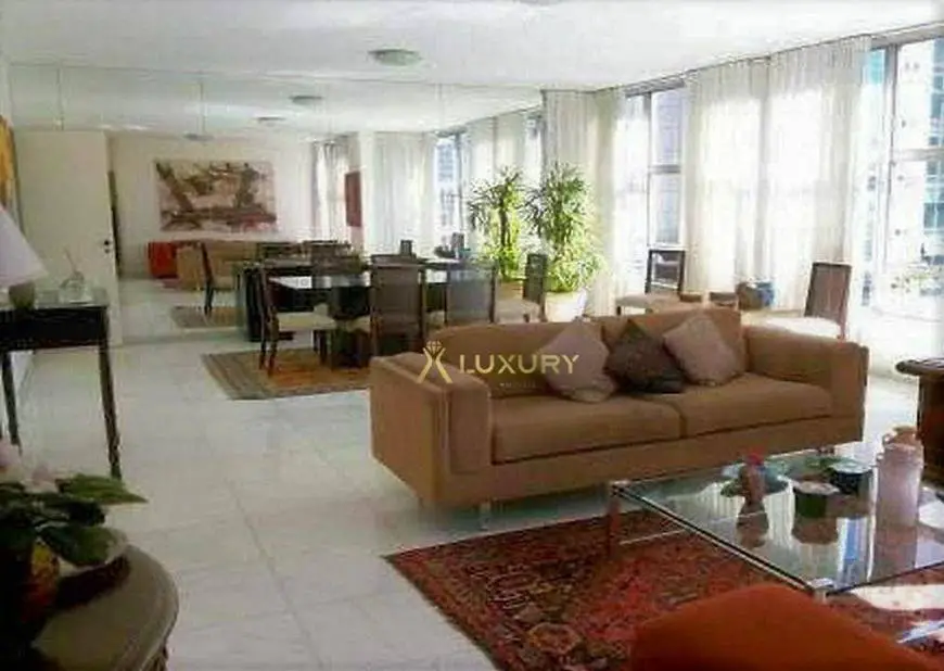 Foto 1 de Apartamento com 4 Quartos à venda, 153m² em Santo Agostinho, Belo Horizonte