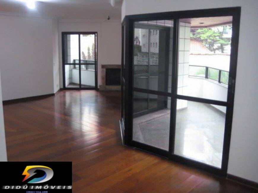 Foto 1 de Apartamento com 4 Quartos para venda ou aluguel, 208m² em Vila Uberabinha, São Paulo