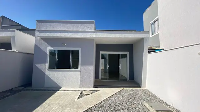 Foto 1 de Casa com 2 Quartos à venda, 200m² em Jardim Mariléa, Rio das Ostras