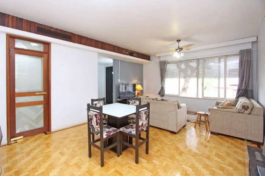 Foto 3 de Casa com 3 Quartos à venda, 270m² em Glória, Porto Alegre