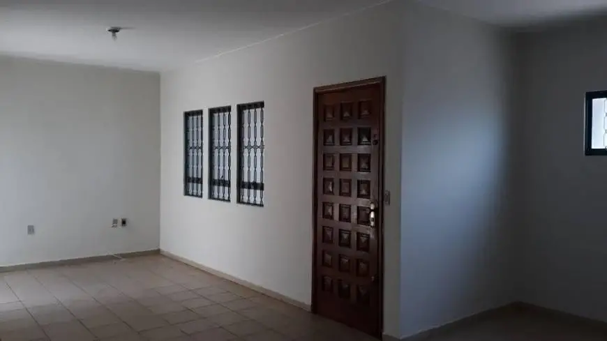 Foto 1 de Casa com 3 Quartos para alugar, 70m² em Jardim Terra Branca, Bauru