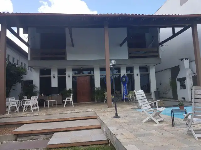 Foto 1 de Casa com 4 Quartos à venda, 500m² em Adrianópolis, Manaus