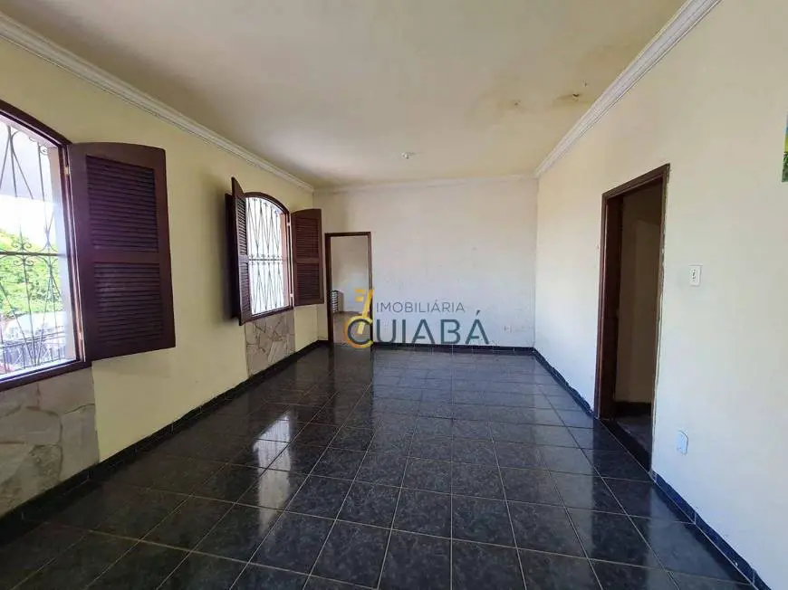 Foto 3 de Casa com 4 Quartos à venda, 231m² em Bandeirantes, Cuiabá