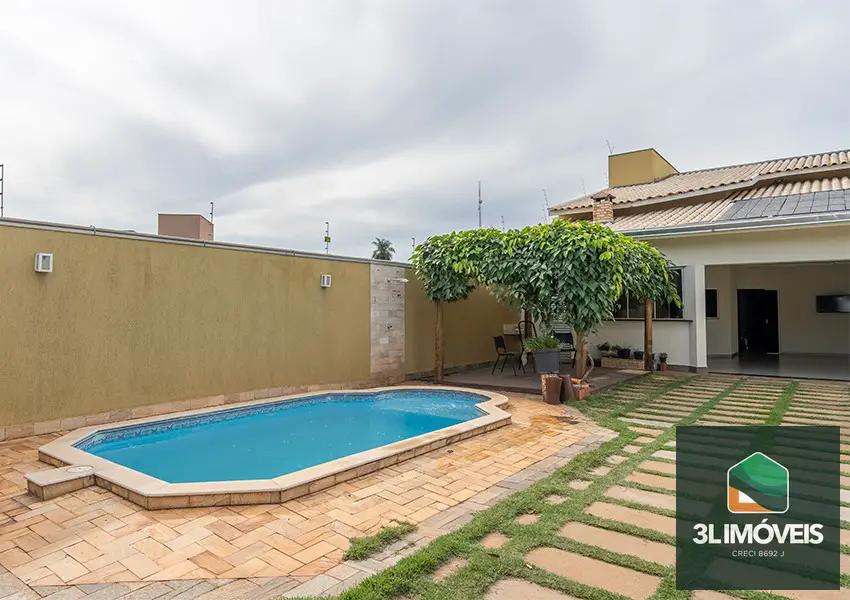 Foto 1 de Casa com 4 Quartos à venda, 190m² em Interlagos, Três Lagoas
