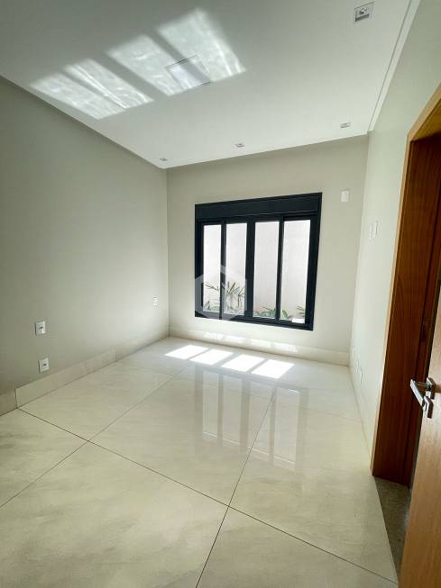 Foto 3 de Casa de Condomínio com 4 Quartos à venda, 600m² em Residencial Anaville, Anápolis