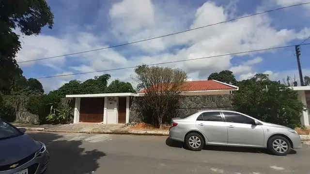 Foto 1 de Casa de Condomínio com 5 Quartos à venda, 550m² em Jardim Petrópolis, Maceió