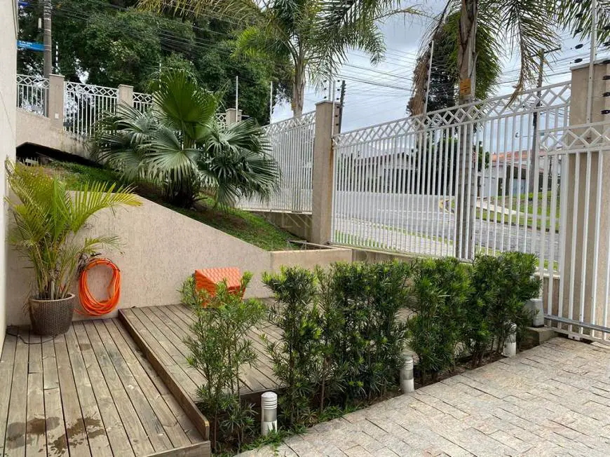 Foto 5 de Sobrado com 3 Quartos à venda, 175m² em Uberaba, Curitiba