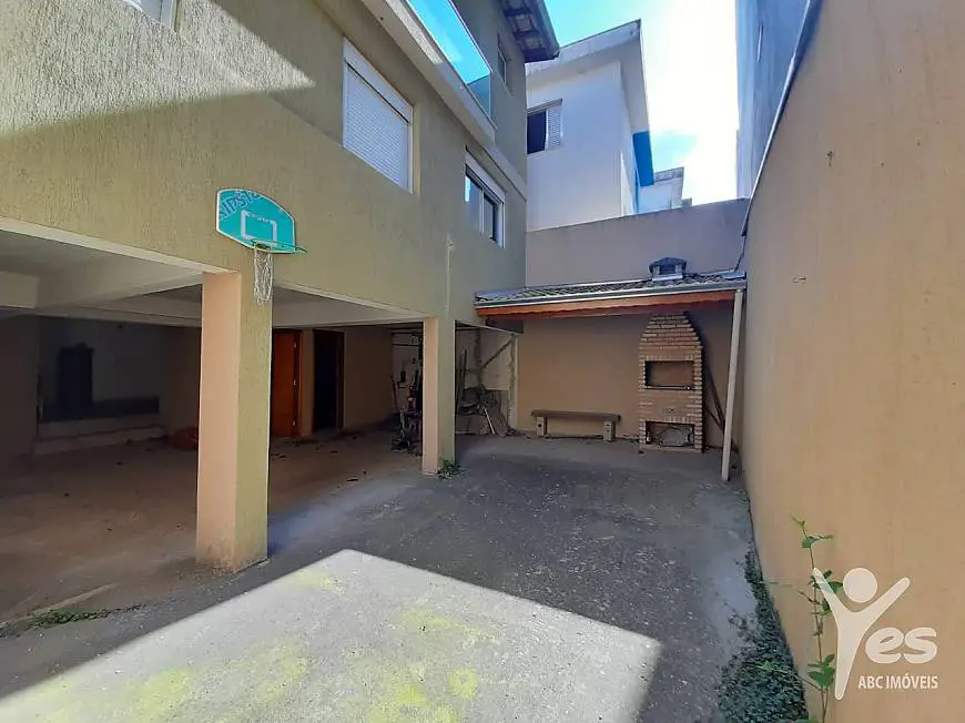 Foto 1 de Sobrado com 4 Quartos para alugar, 313m² em Vila Gilda, Santo André