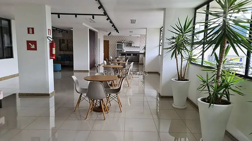 Foto 3 de Apartamento com 1 Quarto à venda, 43m² em Estrela Sul, Juiz de Fora
