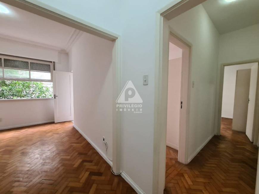 Foto 1 de Apartamento com 2 Quartos à venda, 71m² em Copacabana, Rio de Janeiro