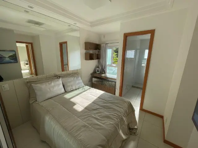 Foto 1 de Apartamento com 2 Quartos à venda, 56m² em Parque Residencial Laranjeiras, Serra