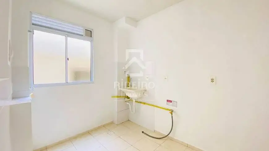 Foto 5 de Apartamento com 2 Quartos para venda ou aluguel, 38m² em Santo Antônio, São José dos Pinhais