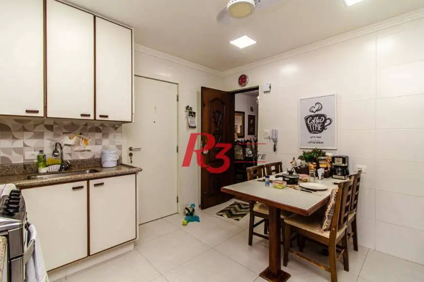 Foto 5 de Apartamento com 3 Quartos para venda ou aluguel, 200m² em Aparecida, Santos
