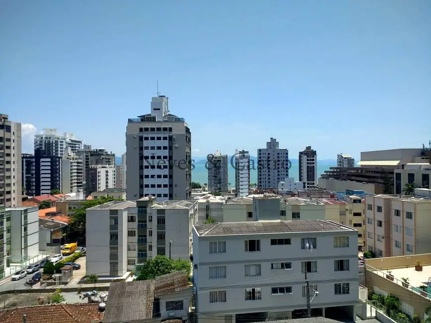 Foto 1 de Apartamento com 4 Quartos à venda, 200m² em Centro, Florianópolis