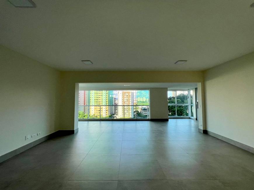 Foto 4 de Apartamento com 4 Quartos à venda, 183m² em Jardim Aquarius, São José dos Campos