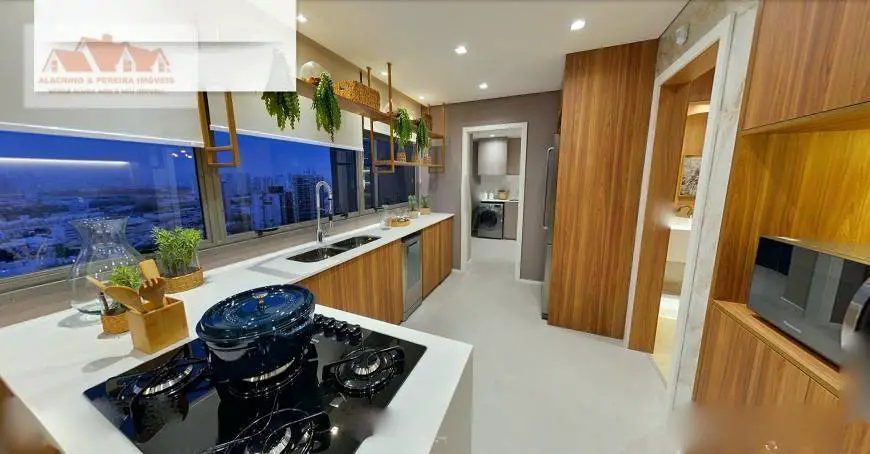 Foto 1 de Apartamento com 4 Quartos à venda, 184m² em Vila Romana, São Paulo