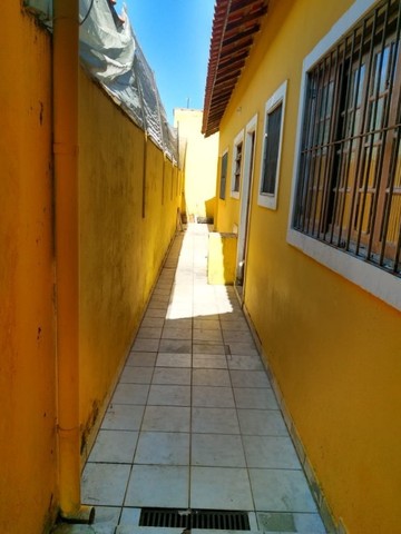Foto 2 de Casa com 2 Quartos à venda, 125m² em Solemar, Praia Grande