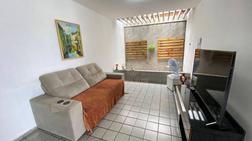 Foto 1 de Casa com 3 Quartos para alugar, 164m² em Bessa, João Pessoa