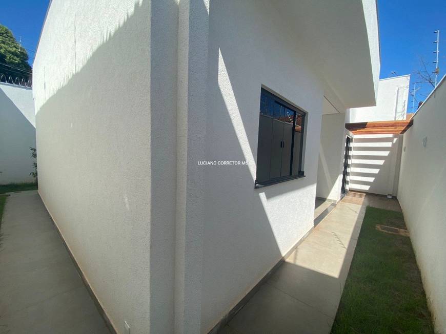 Foto 4 de Casa com 3 Quartos à venda, 111m² em Jardim Jockey Club, Campo Grande