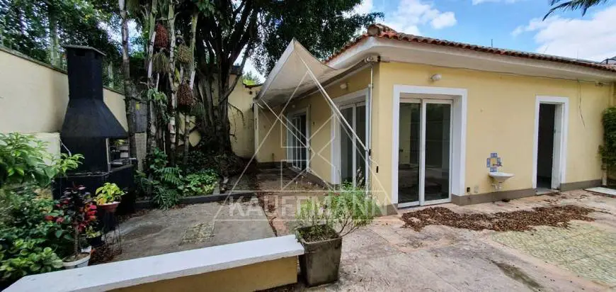 Foto 1 de Casa com 3 Quartos para alugar, 250m² em Jardim Paulista, São Paulo