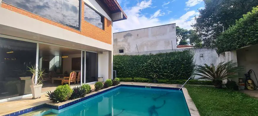 Foto 1 de Casa com 4 Quartos para alugar, 450m² em Planalto Paulista, São Paulo