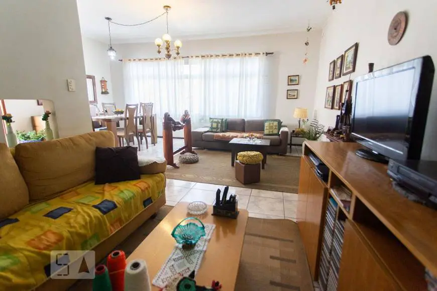 Foto 1 de Casa com 4 Quartos para alugar, 240m² em Rudge Ramos, São Bernardo do Campo