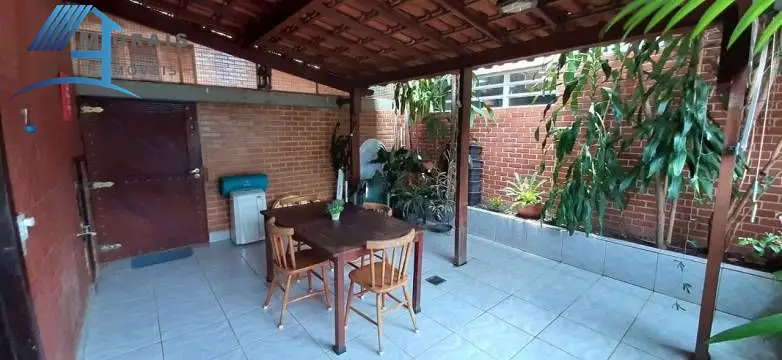 Foto 1 de Casa de Condomínio com 3 Quartos à venda, 120m² em Botafogo, Rio de Janeiro