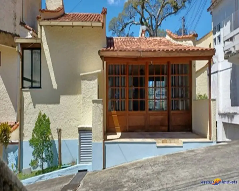 Foto 1 de Casa de Condomínio com 3 Quartos à venda, 100m² em Iúcas, Teresópolis