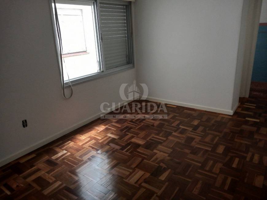 Foto 4 de Kitnet com 1 Quarto à venda, 24m² em Cidade Baixa, Porto Alegre