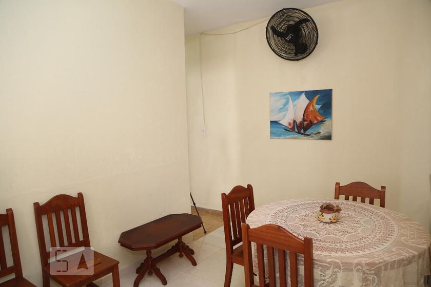 Foto 4 de Apartamento com 2 Quartos para alugar, 54m² em Cidade Ocian, Praia Grande