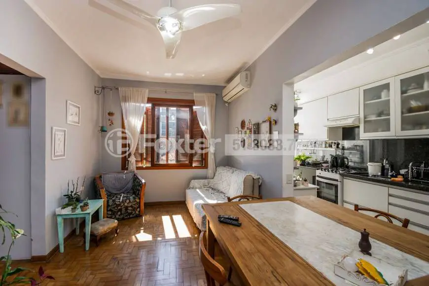 Foto 3 de Apartamento com 2 Quartos à venda, 60m² em Menino Deus, Porto Alegre