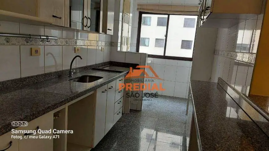 Foto 1 de Apartamento com 2 Quartos para alugar, 60m² em Parque Residencial Aquarius, São José dos Campos