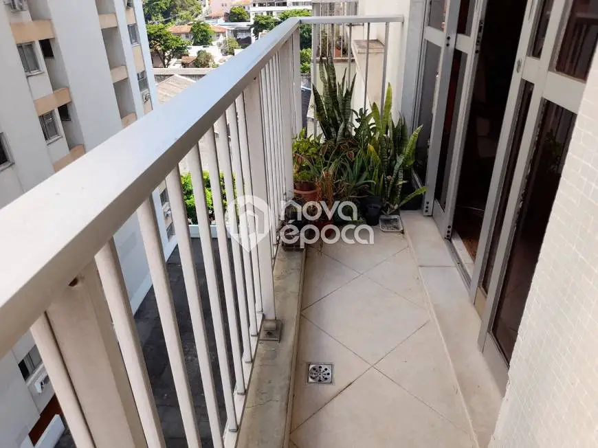Foto 2 de Apartamento com 3 Quartos à venda, 122m² em Grajaú, Rio de Janeiro