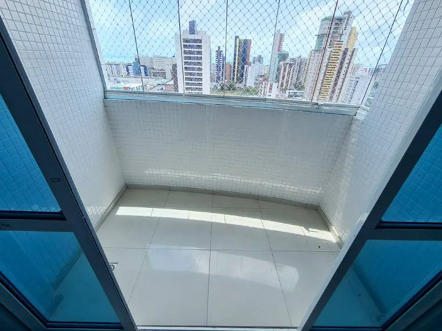 Foto 3 de Apartamento com 3 Quartos à venda, 100m² em Manaíra, João Pessoa