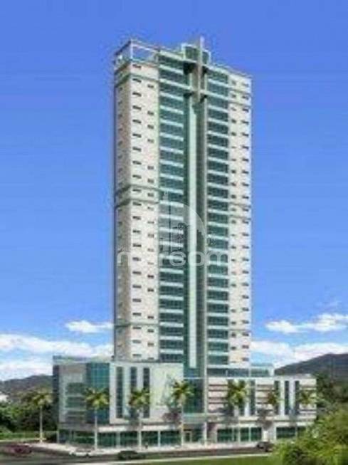 Foto 1 de Apartamento com 4 Quartos à venda, 140m² em Centro, Balneário Camboriú