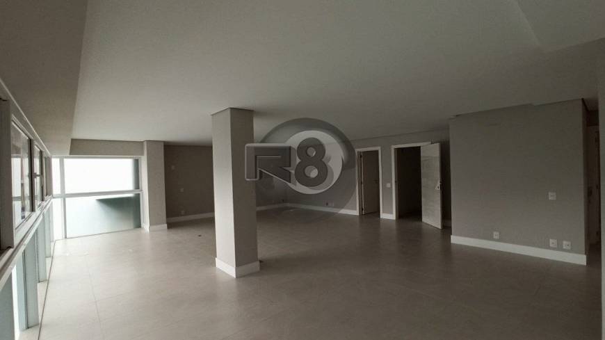 Foto 3 de Apartamento com 4 Quartos à venda, 220m² em Centro, Florianópolis