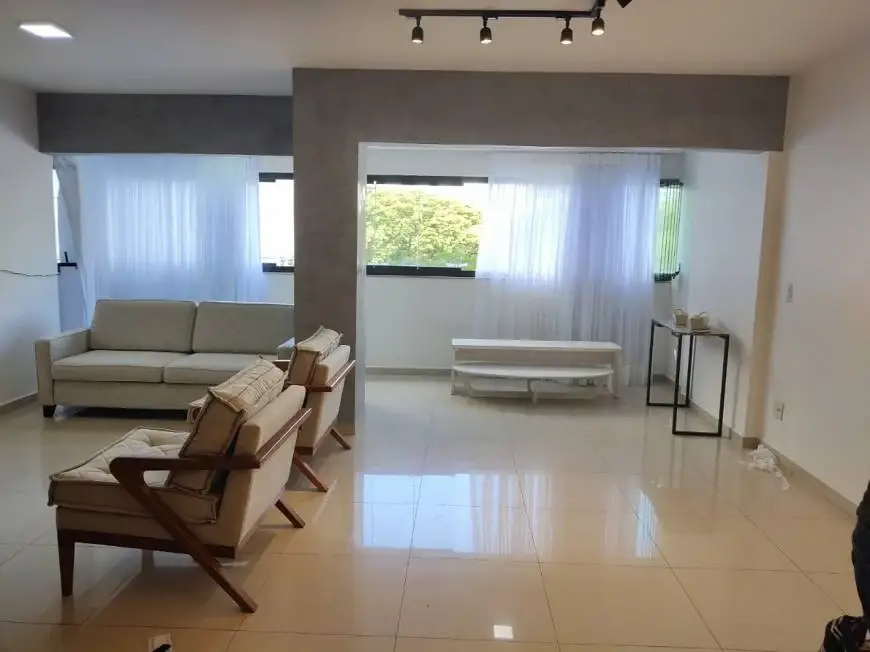 Foto 1 de Apartamento com 4 Quartos para alugar, 129m² em Jardim Goiás, Goiânia