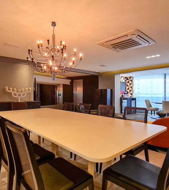 Foto 1 de Apartamento com 4 Quartos à venda, 229m² em Meireles, Fortaleza