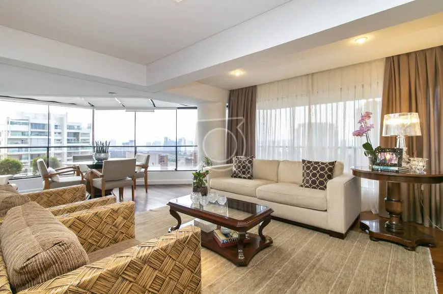 Foto 1 de Apartamento com 4 Quartos à venda, 285m² em Morumbi, São Paulo