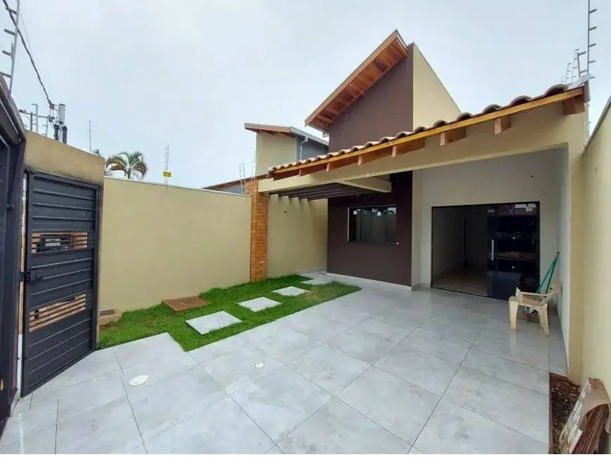 Foto 1 de Casa com 2 Quartos à venda, 100m² em Vila Santa Luzia, Campo Grande