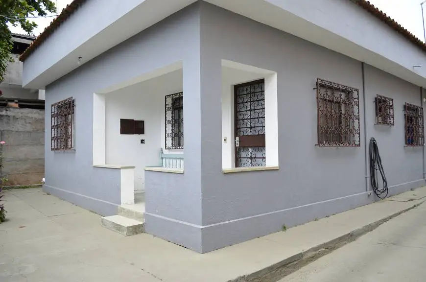 Foto 1 de Casa com 3 Quartos à venda, 260m² em Cardoso Barreiro, Belo Horizonte