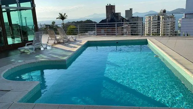 Foto 1 de Casa com 3 Quartos à venda, 765m² em Centro, Florianópolis